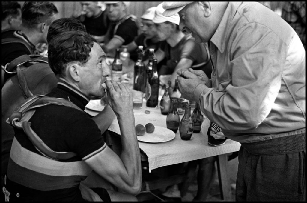 Tour de France, 1939 © Robert Capa © International Center of Photography : Magnum Photos.