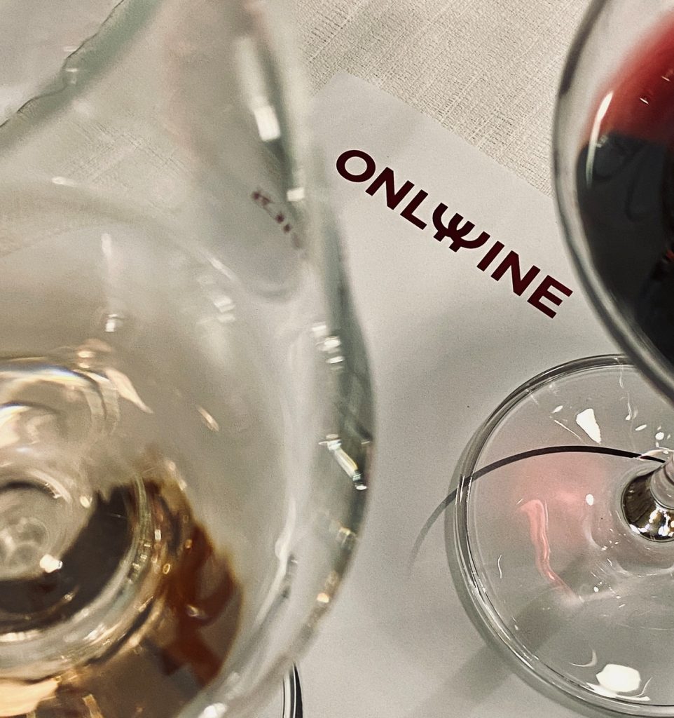 only wine_calici_logo
